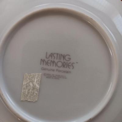 Mother & Grandmother collectible plates and two Bavaria Germany China plates