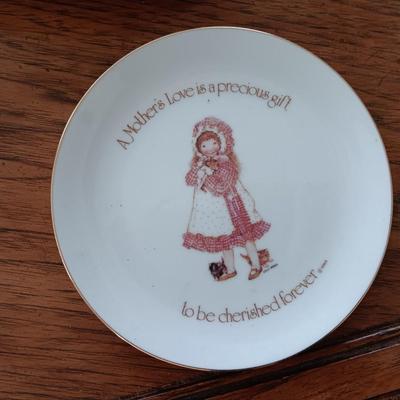 Mother & Grandmother collectible plates and two Bavaria Germany China plates