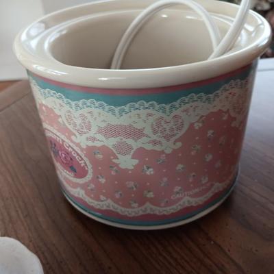 Potpourri burners and apple pie candle dish