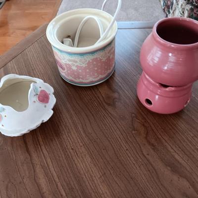 Potpourri burners and apple pie candle dish
