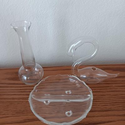Heisey Waverly pattern relish dish - Handblown glass swan - elegant vase