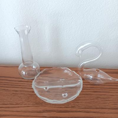 Heisey Waverly pattern relish dish - Handblown glass swan - elegant vase