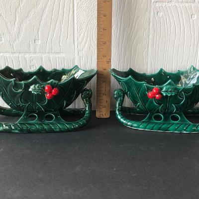 LOT 17G: Vintage Lefton Ceramic Holly Sleighs & Double Dish