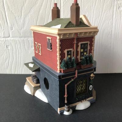 LOT 22G: Department 56 Dickens' Village - 1998 The Horse and Hounds Pub (58340), 2005 London Gin Distillery (56.58746), Red Lion Pub Beer...