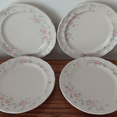 Set of PFALTZGRAFF Tea Rose 4-piece setting - Mugs - Saucers - plates- Bowls 2 of 2