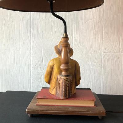 LOT 38B: Vintage Fisherman & Book Lamp (Works)