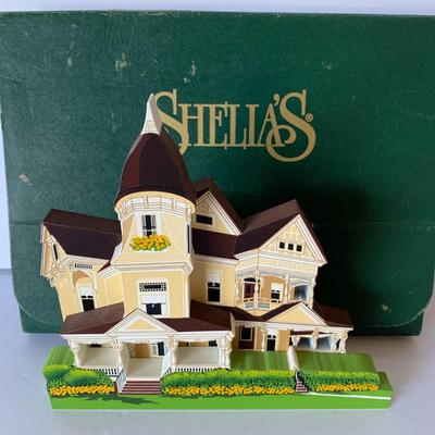 LOT 108 G: Shelia's Collection Including Betsy Ross House, Gilson Residence, Armour-Stiner Octagon House, Tribute In Light & More