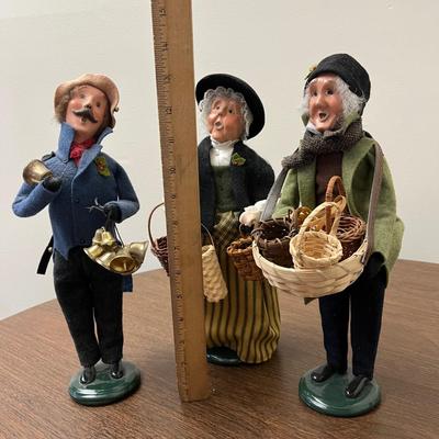 LOT 207G: Byers' Choice Carolers Dolls - Man & Woman Selling Baskets and More
