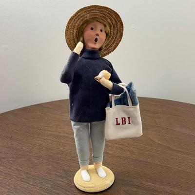 LOT 216G: LBI Seashore Themed Byers' Choice Dolls
