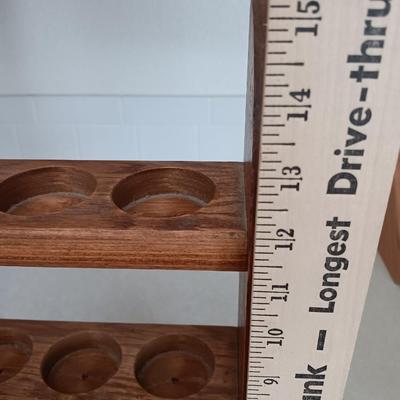 Wooden wall hanging spice rack and Chicago cutery set in knife block