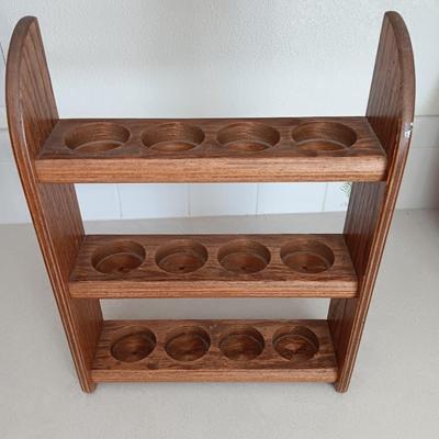 Wooden wall hanging spice rack and Chicago cutery set in knife block