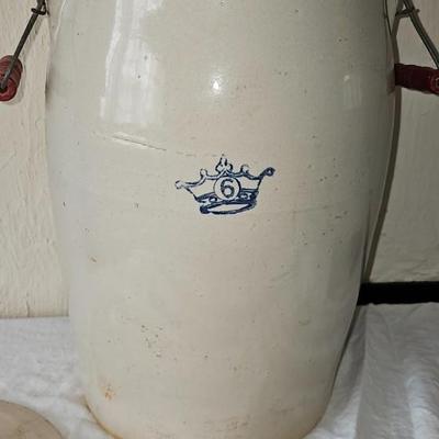 Antique 6 Gallon Large crock with lid Red handles Blue Crown Ransbottom!