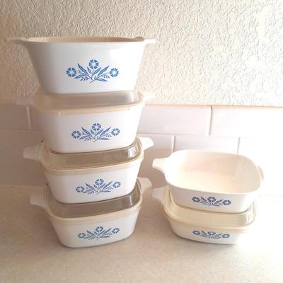Blue cornflower Corning ware Petite pan's P-41 some with lids