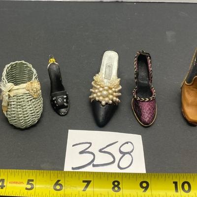 Decorative Shoe Lot