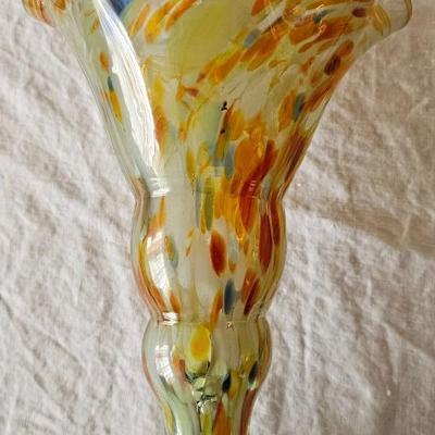 9" Hand blown Art glass vase with Ruffle Rim