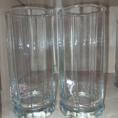 Fourteen glass Drinking glasses