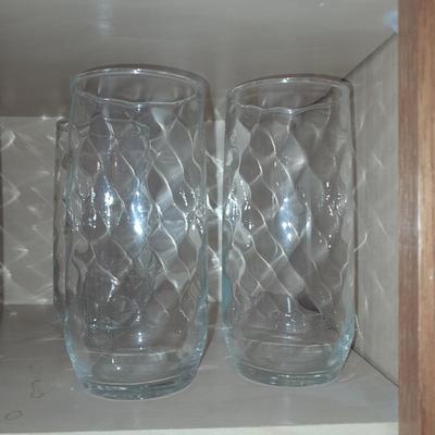 Fourteen glass Drinking glasses