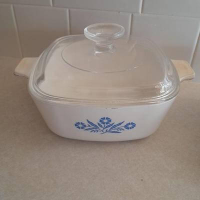 Blue cornflower Corning ware 1.5 Qt and one corning ware - like white casserole dish with lid