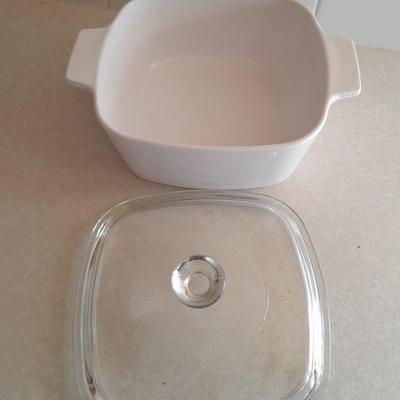 Blue cornflower Corning ware 1.5 Qt and one corning ware - like white casserole dish with lid