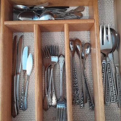 Flatware drawer - spoons - butter knives - forks - and more