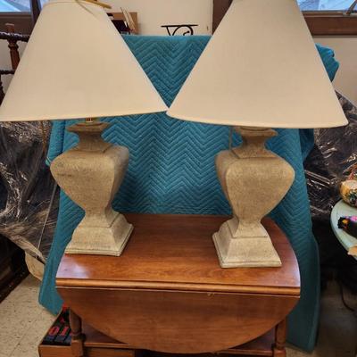 Pair of new lamps