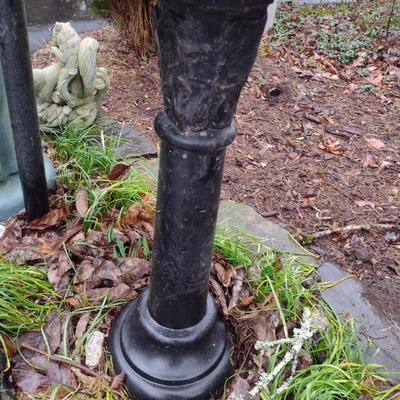 Cast Metal Bird Bath