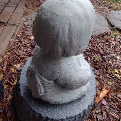Concrete Garden Statue Asian Girl Sitting on Concrete Plant Pot