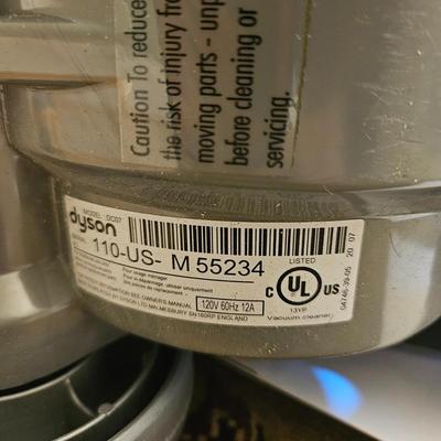 Dyson DC07 Vacuum (DR-DW)