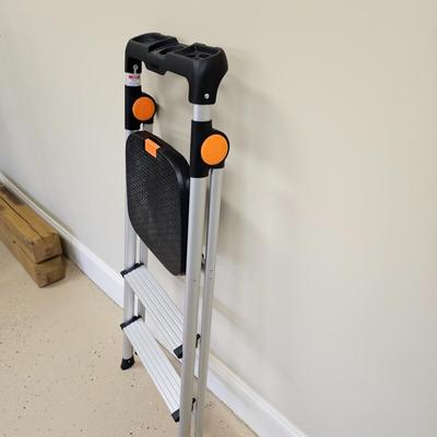 Set of Three Ladders (G-JS)