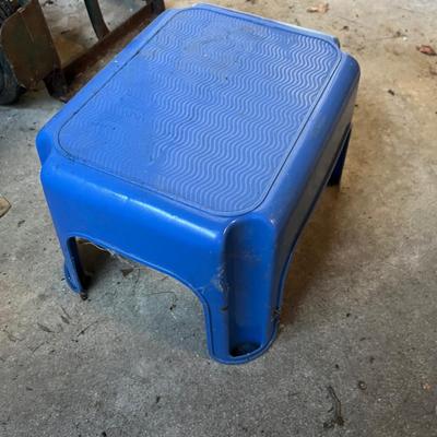 Hand Truck W/Non-Pneumatic Tires & Step Stools (G-RG)