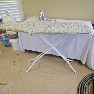 Assorted Laundry Items (L-JS)