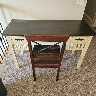 Office Desk and Chair (O-DW)