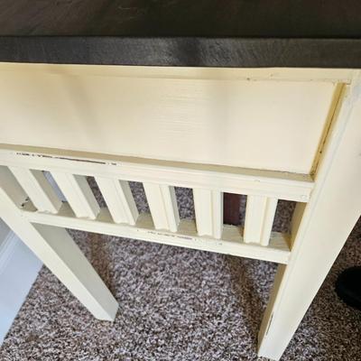 Office Desk and Chair (O-DW)