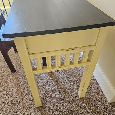 Office Desk and Chair (O-DW)