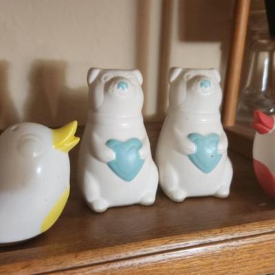 Bird and bear salt and pepper shakers