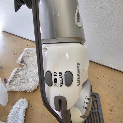 Collection of Cleaning Items & Supplies (L-JS)