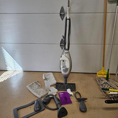 Collection of Cleaning Items & Supplies (L-JS)