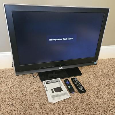 JVC Genessa 32' LCD TV and Roku (B1-DW)