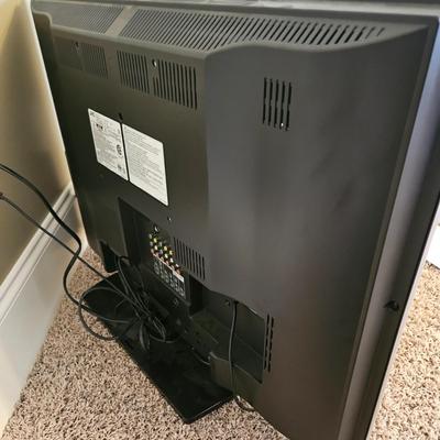 JVC Genessa 32' LCD TV and Roku (B1-DW)