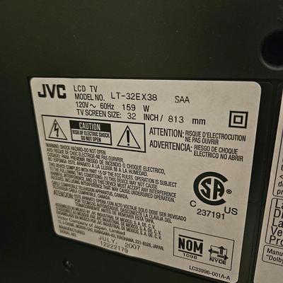 JVC Genessa 32' LCD TV and Roku (B1-DW)