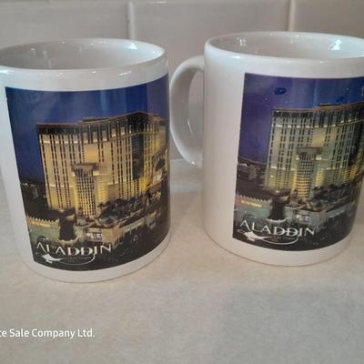 Sunbeam Automatic coffee maker with Coffee mugs and filters