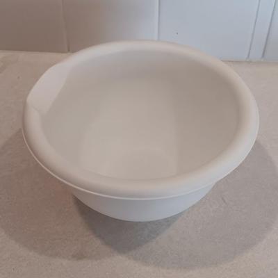 Sterilite Nesting food storage containers with lids