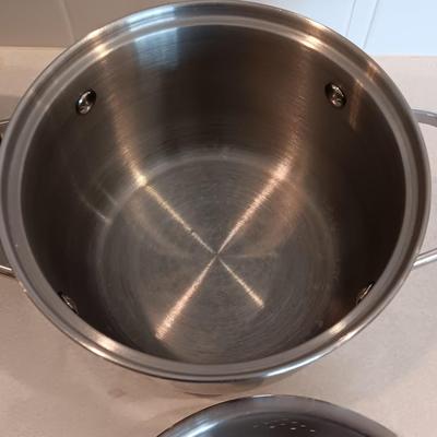 Small enamel roasting pan with lid and Tools of the trade 4-quart steamer pan with strainer insert