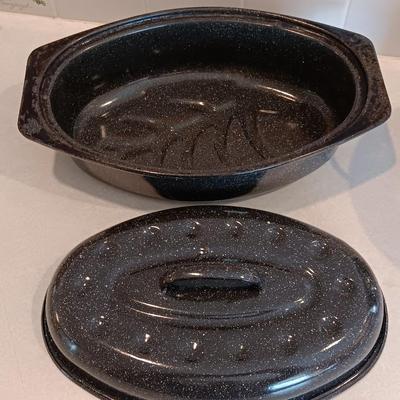 Small enamel roasting pan with lid and Tools of the trade 4-quart steamer pan with strainer insert