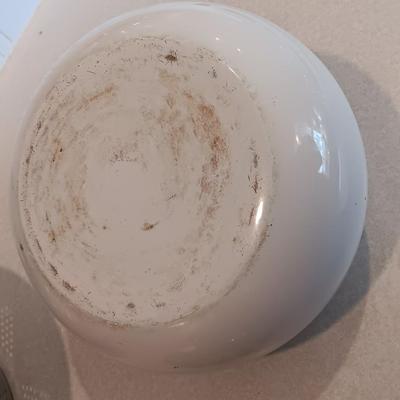 White tea kettle with strainer pan and strainer insert.