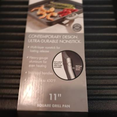 Brand new Calphalon 11" Square griddle pan