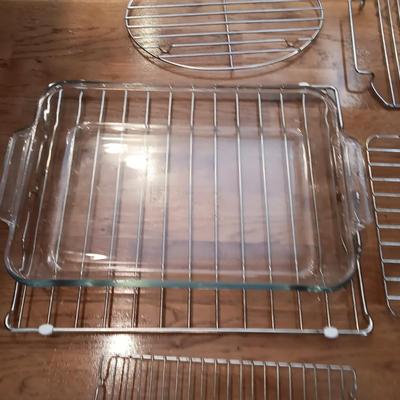 Cooling racks of all sizes and a Pyrex glass cake dish