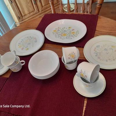 Corelle corningware dish set - plates - platter - mugs & saucers