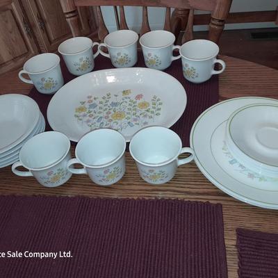 Corelle corningware dish set - plates - platter - mugs & saucers