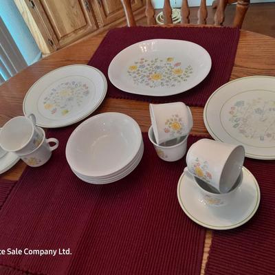 Corelle corningware dish set - plates - platter - mugs & saucers